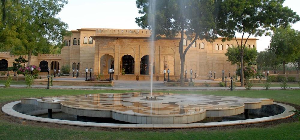 Taj Gorbandh Palace, 자이살메르 외부 사진
